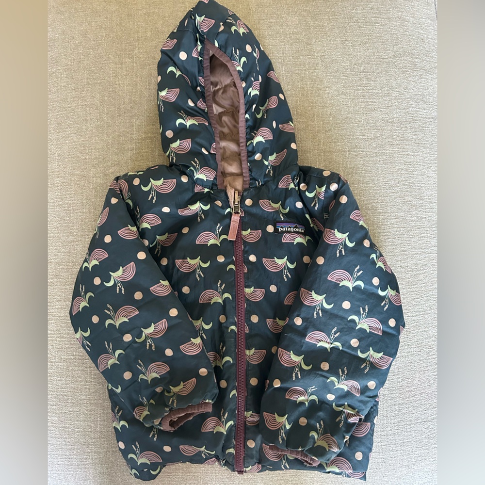 Reversible Patagonia puff jacket sized 4T